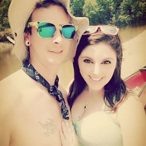 Meet your Posher, Alexis